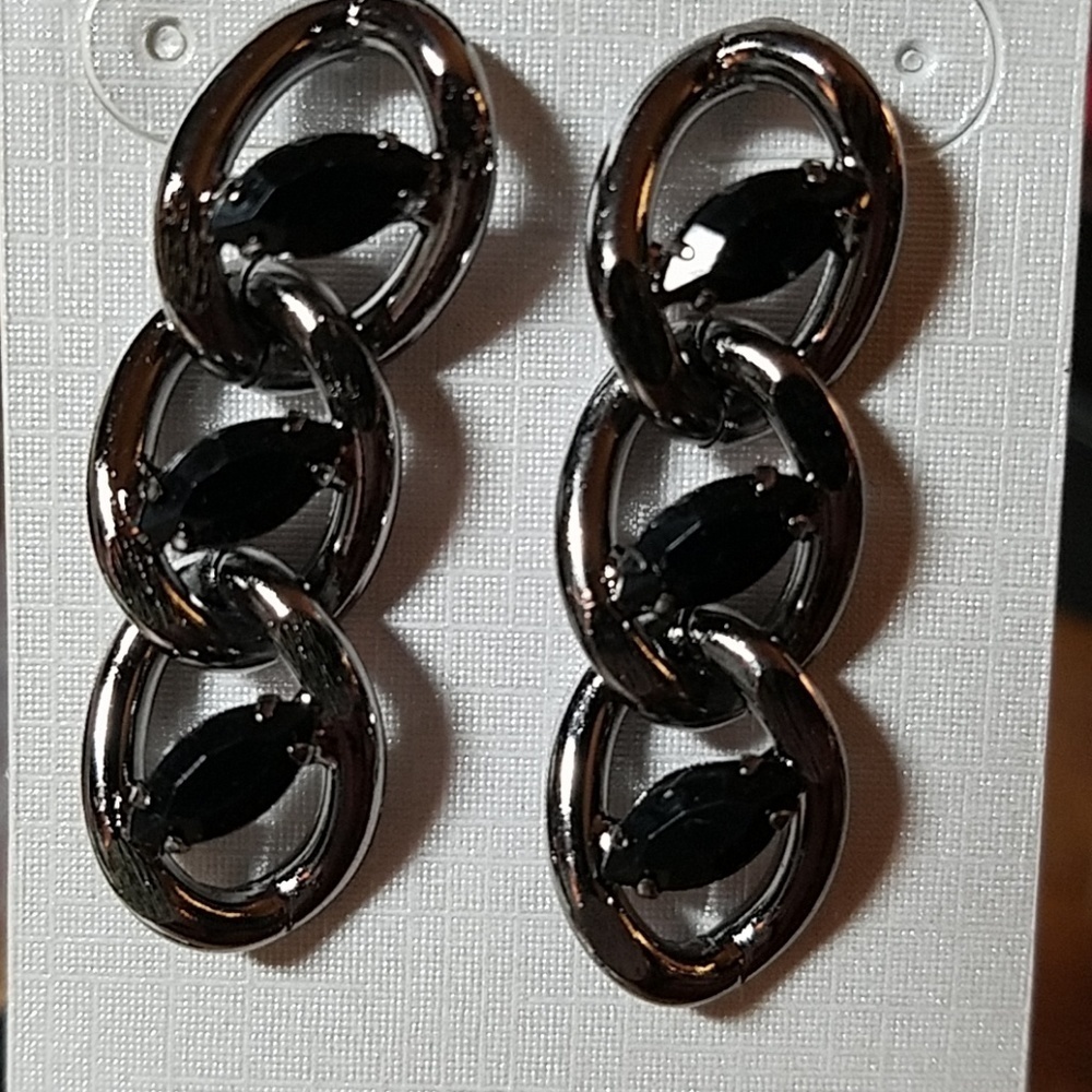 Dark Silver Tone Link Chain & Onyx Black Faux Stone Link Earrings.